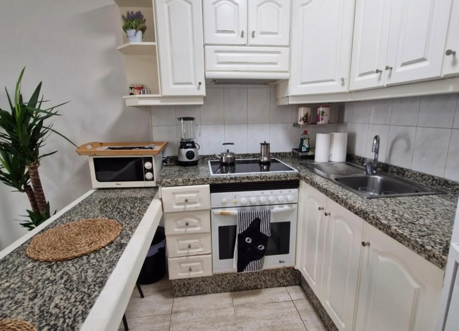 Apartment Centric Beach Front Appartment Arona